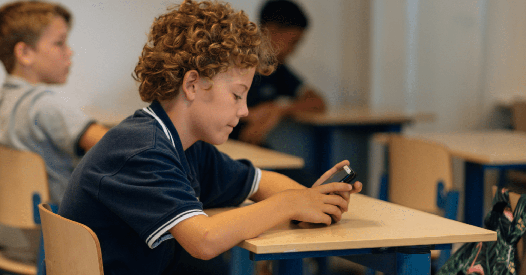 should cell phones be allowed in school?